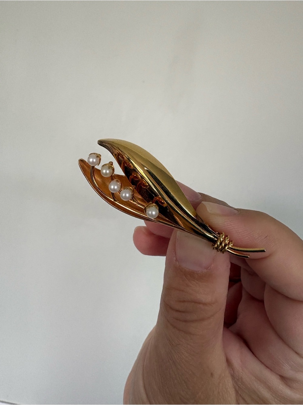 Vintage Bond Boyd Gold Filled Faux Pearl Brooch 1960s